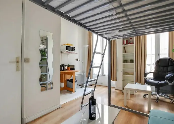 Lavie Maison - Comfortable Near The Marais Apartment